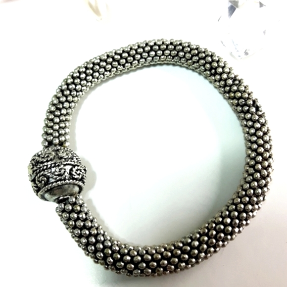 🎈LOT OF 2🎈Silver Tone Charm Bracelets - Picture 4 of 6